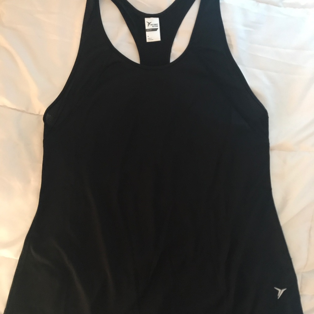 Black Old Navy go-dry cool tank top!